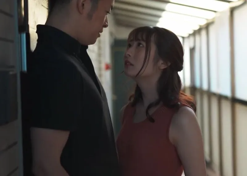 Người vợ mang thai, tôi bị hấp dẫn bởi vợ hàng xóm thường ở nhà một mình